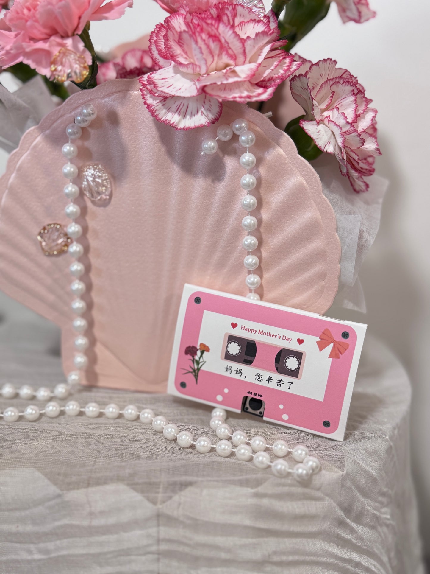 Carnation Treasure Bag | Mother's Day Special ~ Mom is a Treasure Series