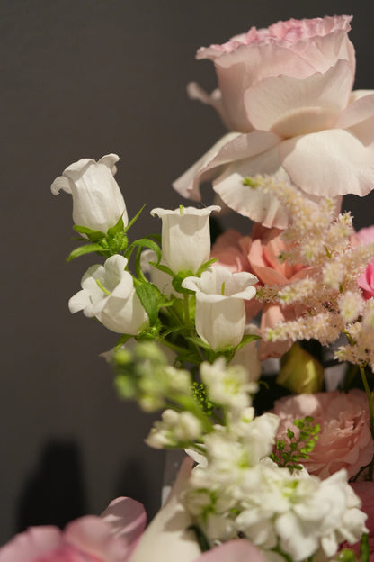 VD26 - Blush Royale Bloom Box