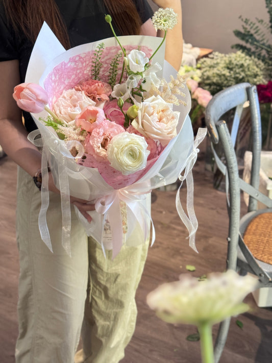 VD26 - Blush Serenity Bouquet